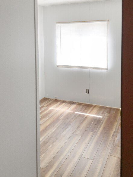 More Photos Of 910 Memorial Dr, Cortez Manufactured Housing Mobile Home Park For Sale