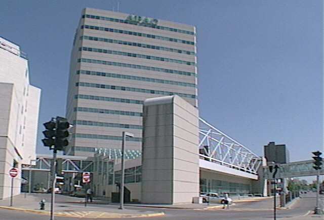 More Photos Of 425 2nd St SE, Cedar Rapids Office For Sale