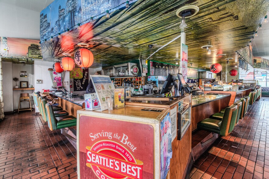 More Photos Of 822 N 1st St, Yakima Restaurant For Sale