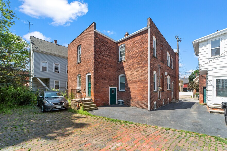 More Photos Of 1947-1949 Coltman Rd, Cleveland Apartments For Sale