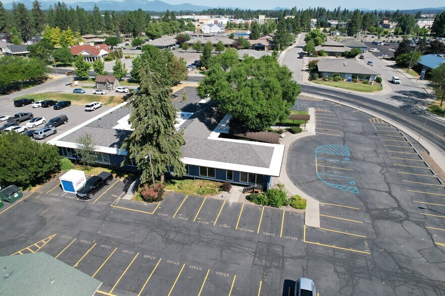 More Photos Of 920 W Ironwood Dr, Coeur d'Alene Medical For Lease