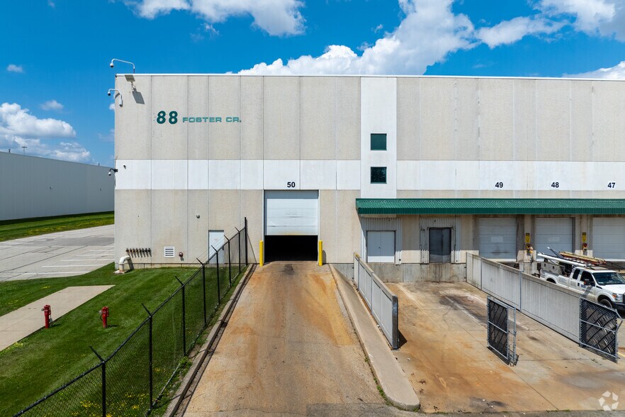 More Photos Of 88 Foster Cres, Mississauga Distribution For Lease