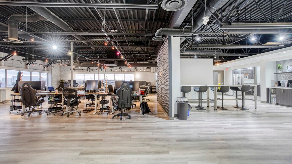 More Photos Of 190 Carleton Dr, St. Albert Warehouse For Sale