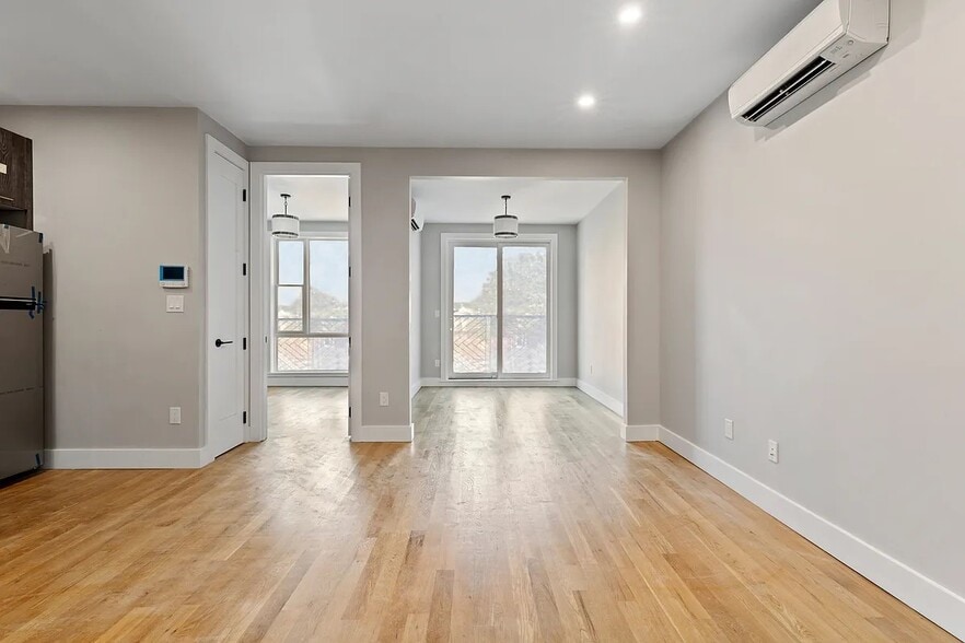 More Photos Of 762-764 E 32nd St, Brooklyn Apartments For Sale