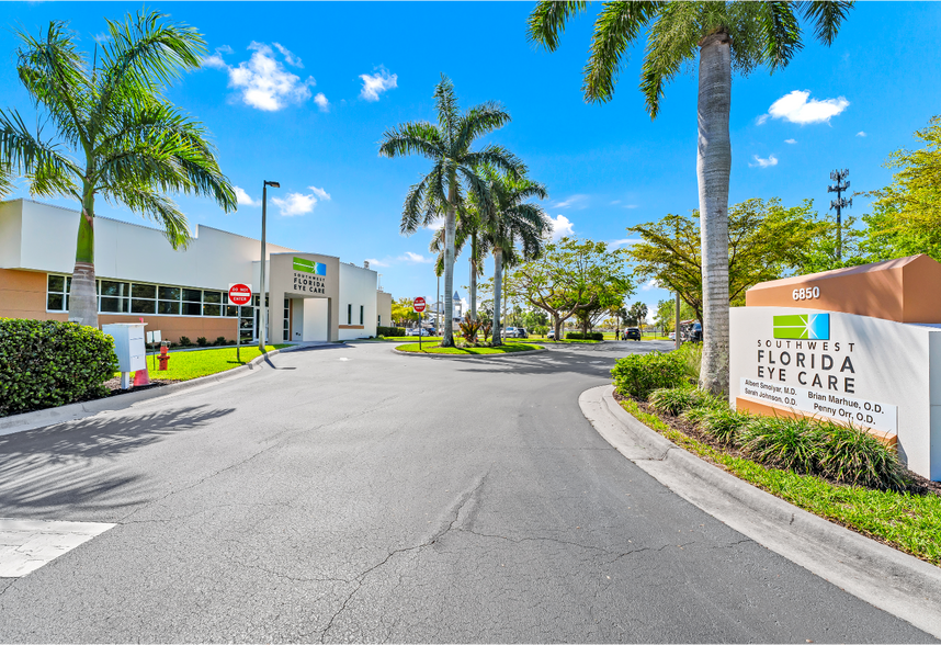 Primary Photo Of 6850 International Center Blvd, Fort Myers Medical For Sale