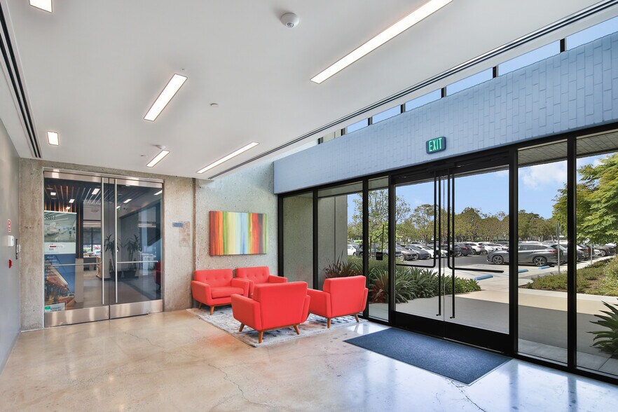 More Photos Of 19700 S Vermont Ave, Torrance Office For Lease