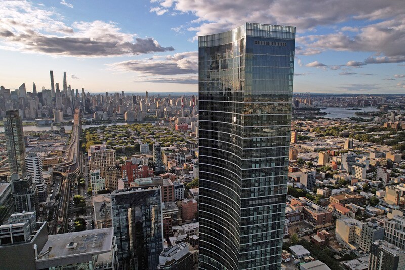 More Photos Of 2729 Queens Plz N, Long Island City Apartments For Lease