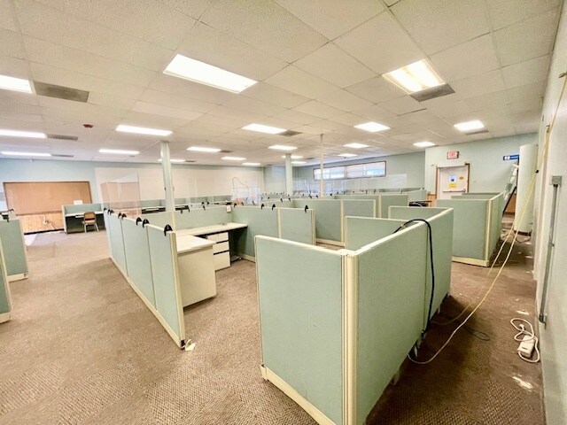 More Photos Of 202 S Kingshighway St, Sikeston Office For Lease
