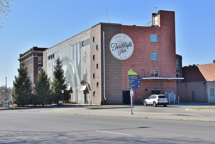 Primary Photo Of 1131 Central Ave, Middletown Loft Creative Space For Sale