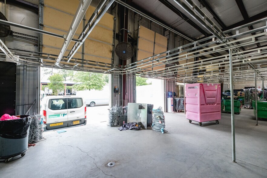 More Photos Of 201 Murphy Dr, Maumelle Research And Development For Lease