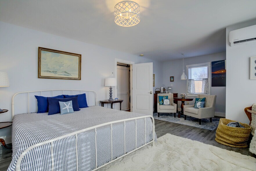 More Photos Of 3691 Main St, Chincoteague Marina For Sale