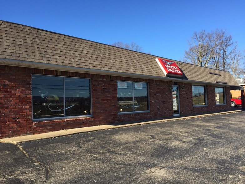 Primary Photo Of 1992 Mount Pleasant Rd, Greensburg Showroom For Sale