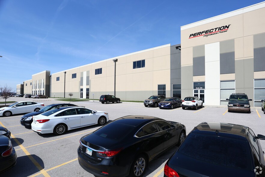 More Photos Of 306 Hazelwood Logistics Center Dr, Hazelwood Unknown For Lease
