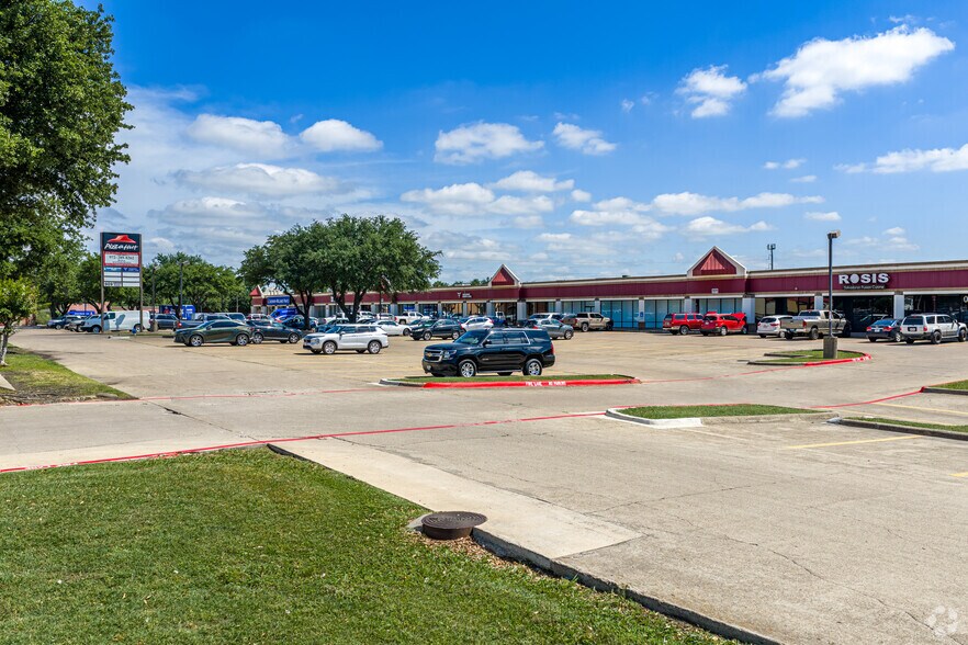 More Photos Of 909 Gross Rd, Mesquite Unknown For Lease