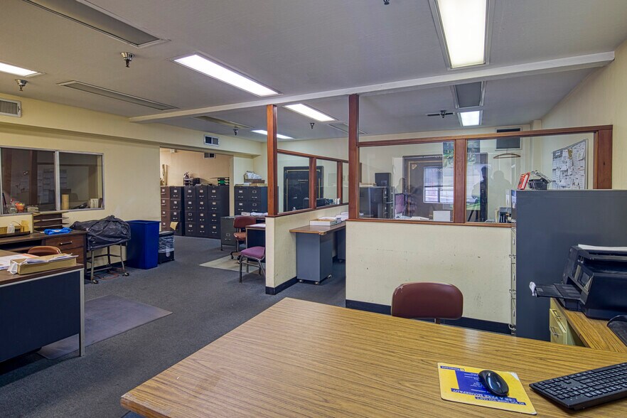 More Photos Of 175 2nd St, Oakland Manufacturing For Sale