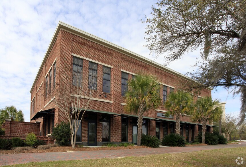 More Photos Of 126 Seven Farms Dr, Daniel Island Office For Sale