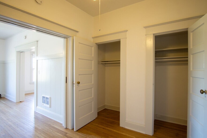 More Photos Of 1730 NW Couch St, Portland Apartments For Sale