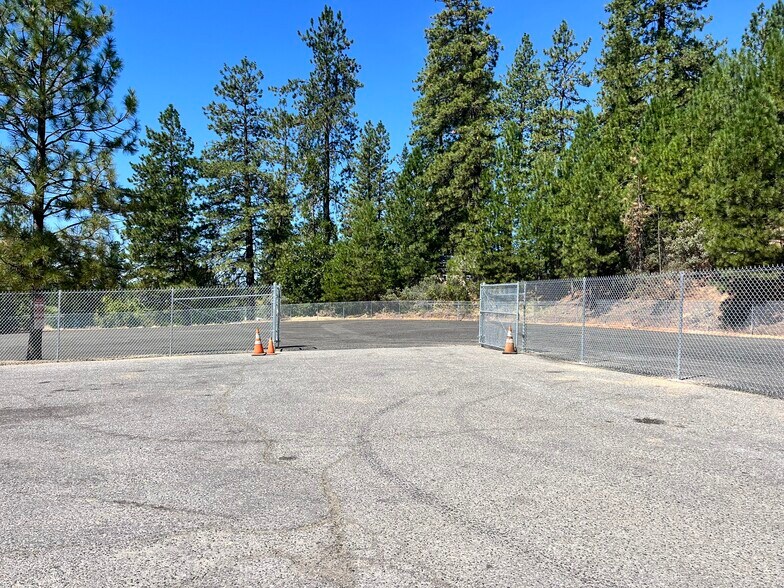 More Photos Of 125 Spring Hill Dr, Grass Valley Land For Lease