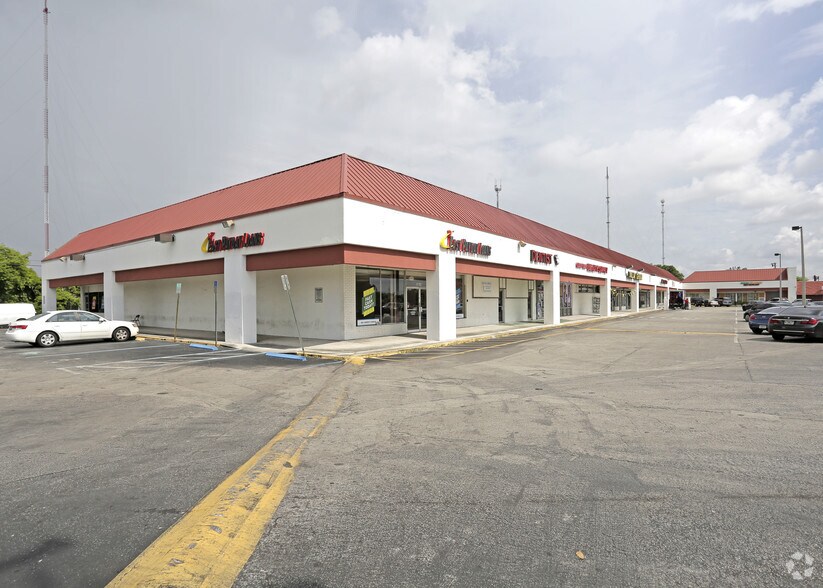 More Photos Of 19904 NW 2nd Ave, Miami Unknown For Lease