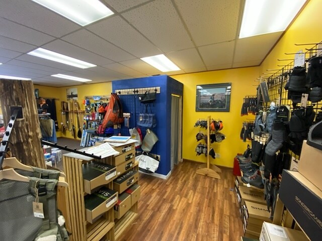 More Photos Of 122 Saratoga Rd, Schenectady General Retail For Sale