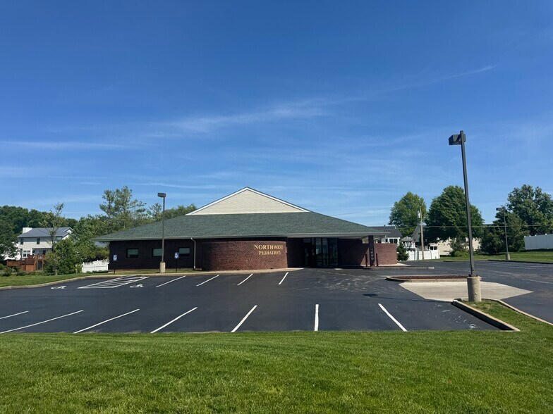 More Photos Of 1660 W Meyer Rd, Wentzville Medical For Sale