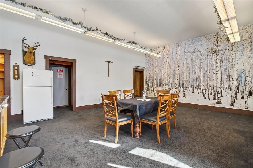 More Photos Of 66 Duttonsville School dr, Cavendish Specialty For Sale