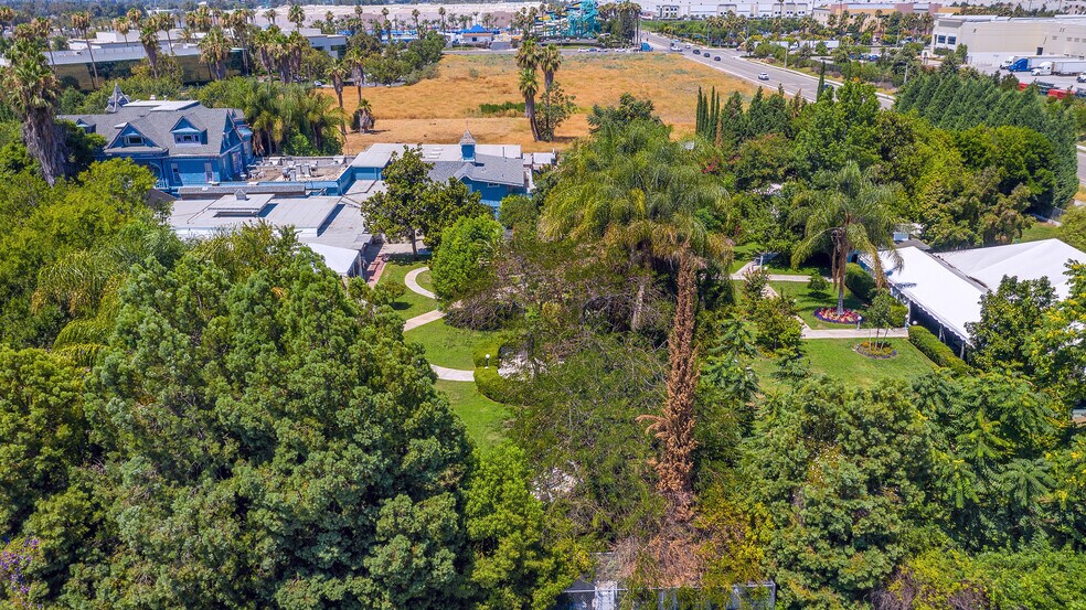 More Photos Of 2064 Orange Tree Ln, Redlands Lodge Meeting Hall For Sale