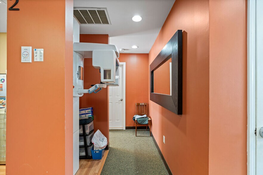 More Photos Of 2749 Hylan Blvd, Staten Island Office Residential For Sale