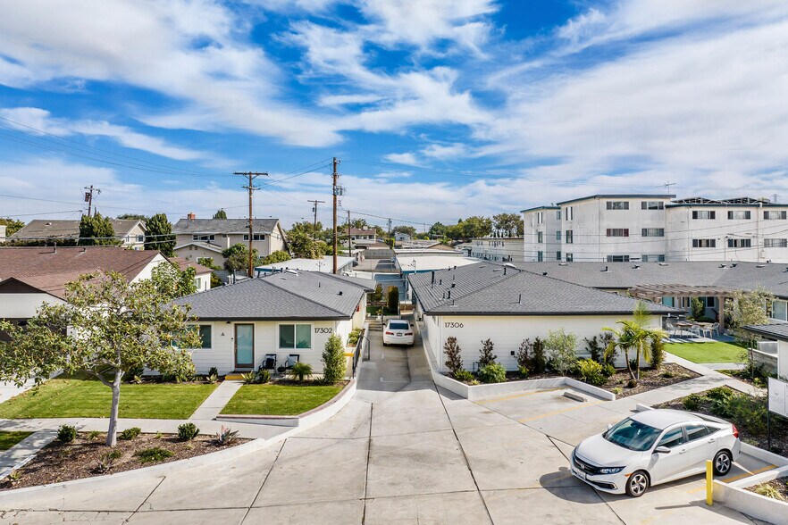 More Photos Of 17302 Ermanita Ave, Torrance Apartments For Sale