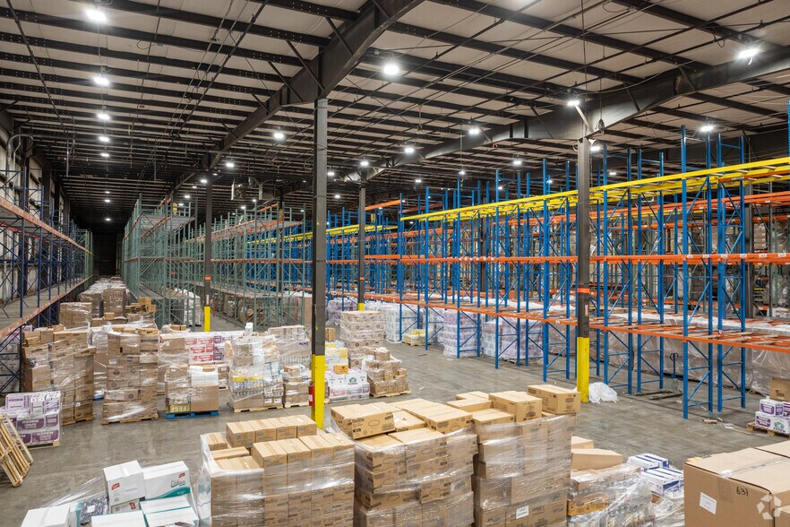 More Photos Of 475 Oberlin Ave S, Lakewood Warehouse For Lease