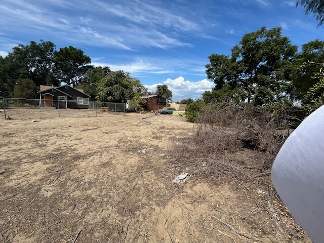 More Photos Of 11139 Laurel Ave, Bloomington Land For Sale