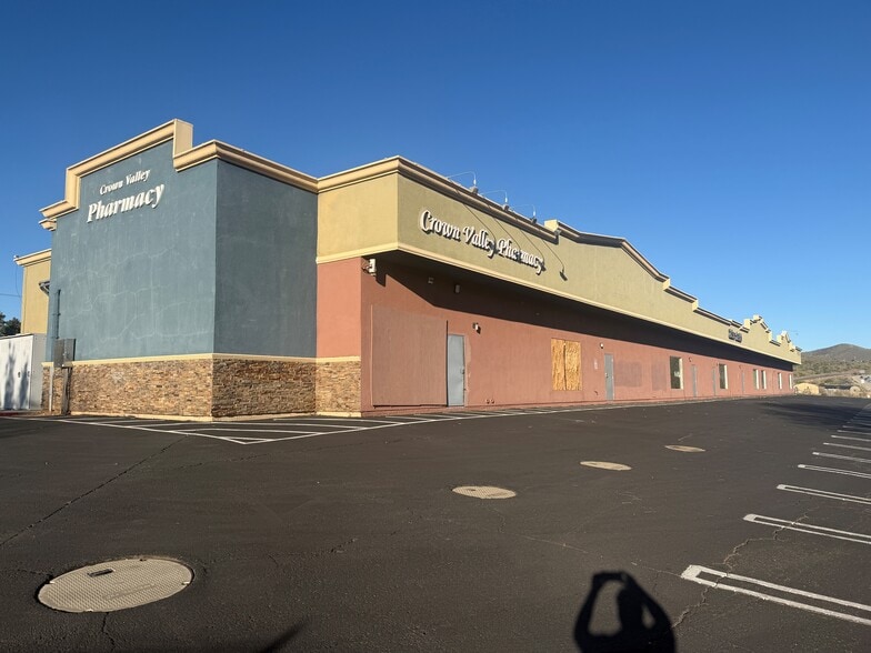 More Photos Of 3720 Sierra Hwy, Acton Freestanding For Lease