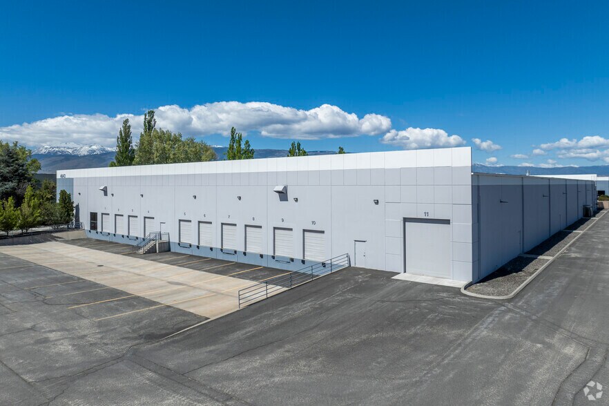 More Photos Of 4643 Aircenter Cir, Reno Manufacturing For Lease