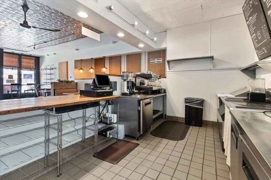 More Photos Of 116 W Jessie St, Rushford Storefront Retail Residential For Sale