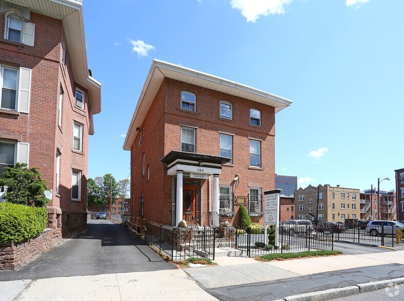 More Photos Of 124 Jefferson St, Hartford Office For Lease