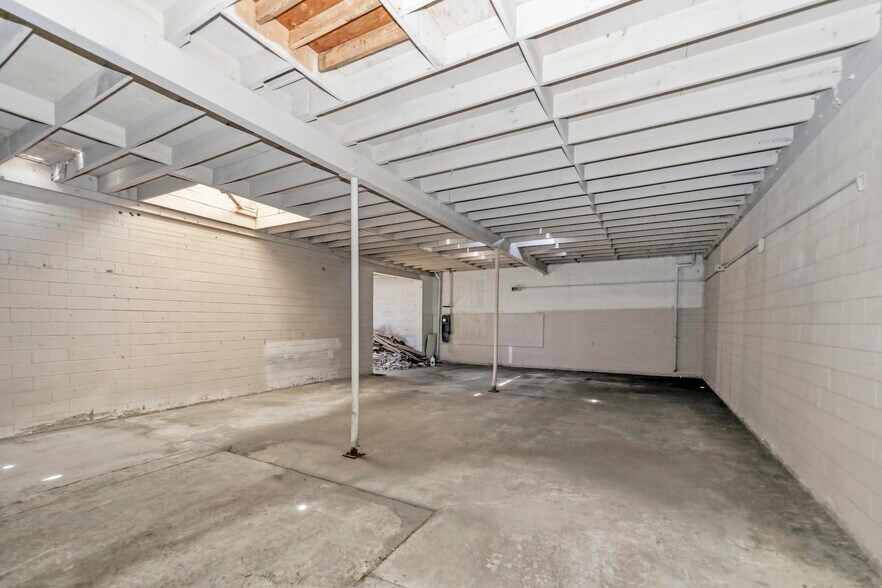 More Photos Of , South Gate Industrial For Sale