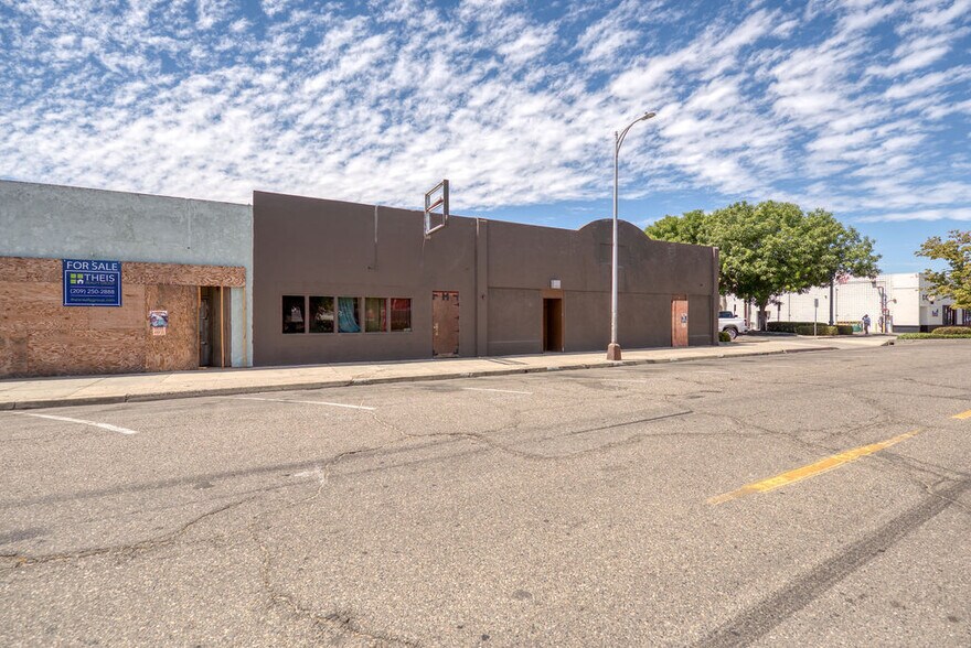 More Photos Of 132 S 1st St, Turlock Storefront For Sale