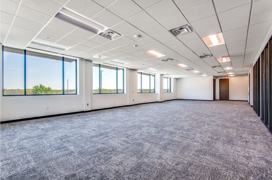 More Photos Of 7330 Stonebrook Pky, Frisco Office For Lease