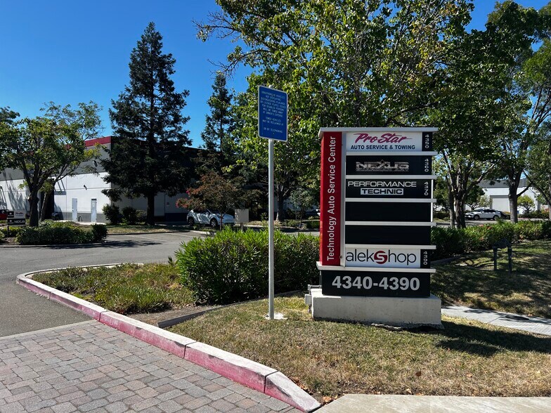 More Photos Of 4340-4390 Technology Dr, Fremont Warehouse For Lease