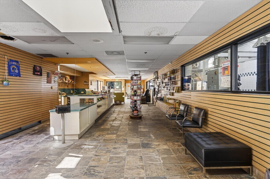 More Photos Of 3706 Highland Ave, Highland Carwash For Sale