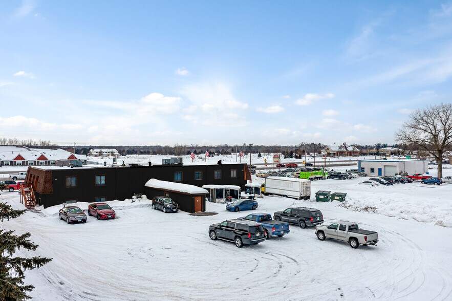 More Photos Of 6957 NW Highway 10, Anoka Office For Lease