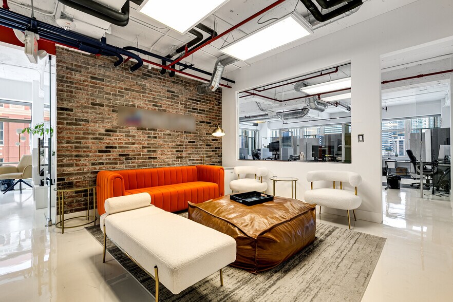 More Photos Of 14 NE 1st Ave, Miami Office For Sale