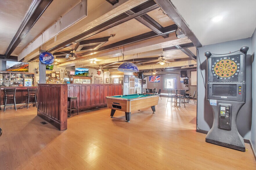 More Photos Of 16 Ellicott Pl, Depew Restaurant For Sale