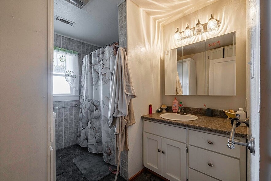 More Photos Of 144 Reager St, Medford Apartments For Sale