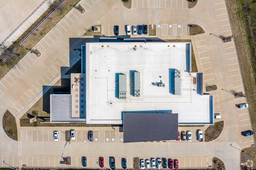 More Photos Of 4351 Mapleshade Ln, Plano Office For Lease