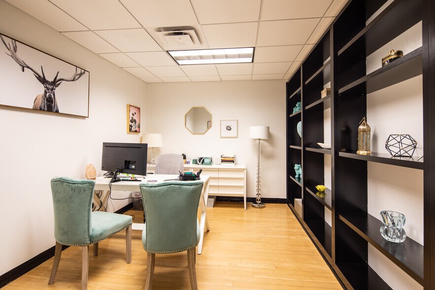 More Photos Of 3200 Steck Ave, Austin Office For Sale