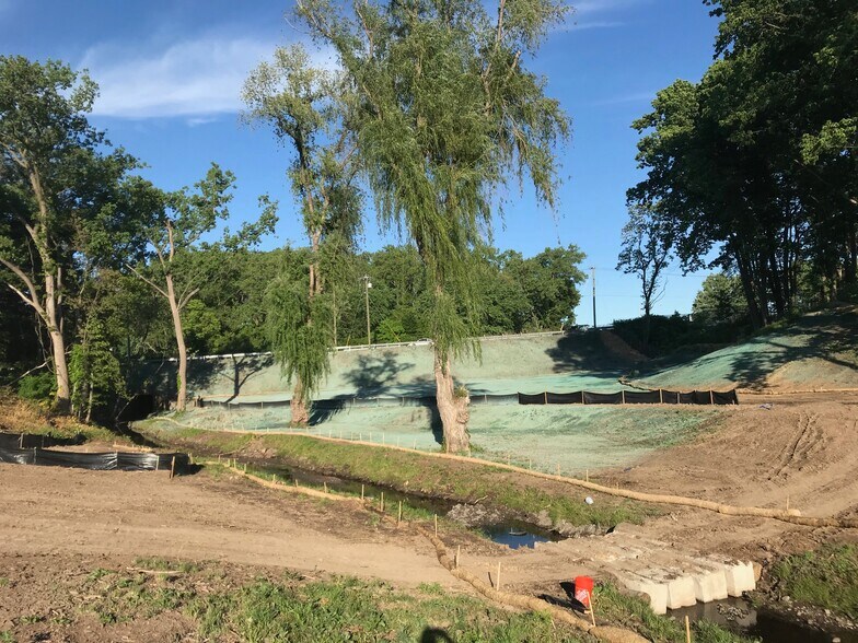 More Photos Of 25 Kane St, West Hartford General Retail For Lease