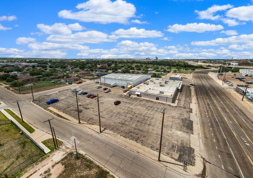 More Photos Of 224 Buddy Holly Ave, Lubbock Warehouse For Lease