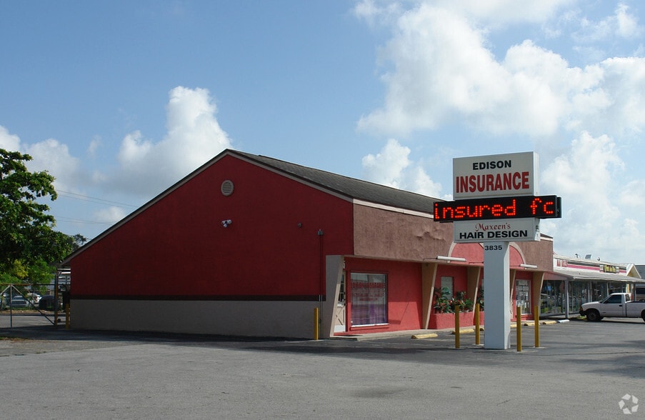 Primary Photo Of 3835 Palm Beach Blvd, Fort Myers Storefront Retail Office For Sale
