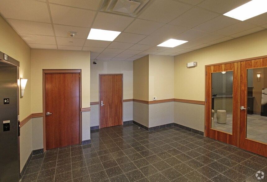 More Photos Of 323 S Pitney Rd, Galloway Medical For Sale